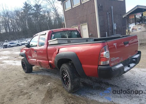 2010 Toyota Tacoma z USA, uszkodzony, nr VIN 5TEUX4EN8AZ720771